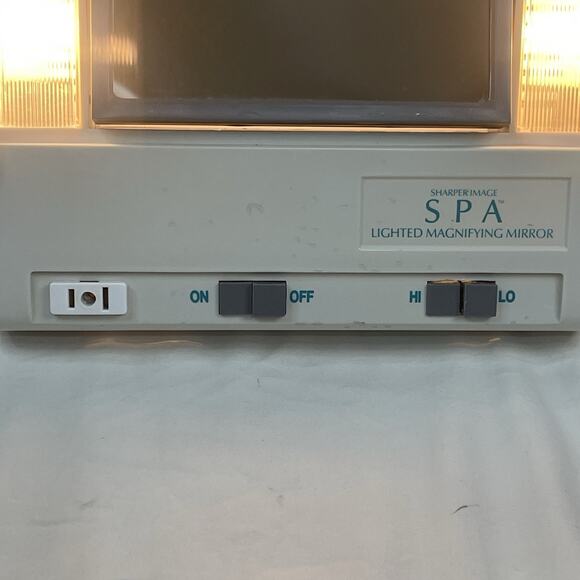 Vintage Sharper Image Magnifying Mirror Lighted Bifold Portable Makeup Tool Work - Picture 5 of 13